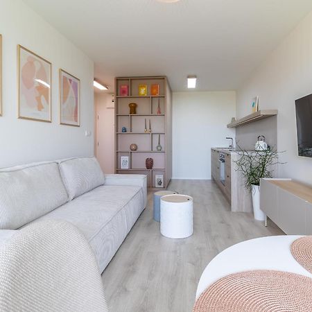 Cozy Apartment Near City Centrum And Bratislava Airport Exteriér fotografie